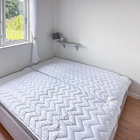 Сasa de vacaciones 4 Bedroom Cozy In *